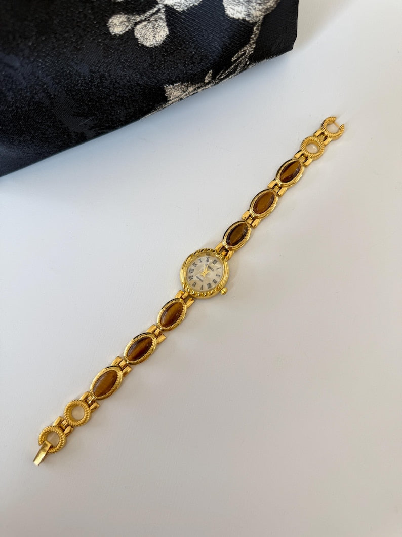 Neshia custom watch set
