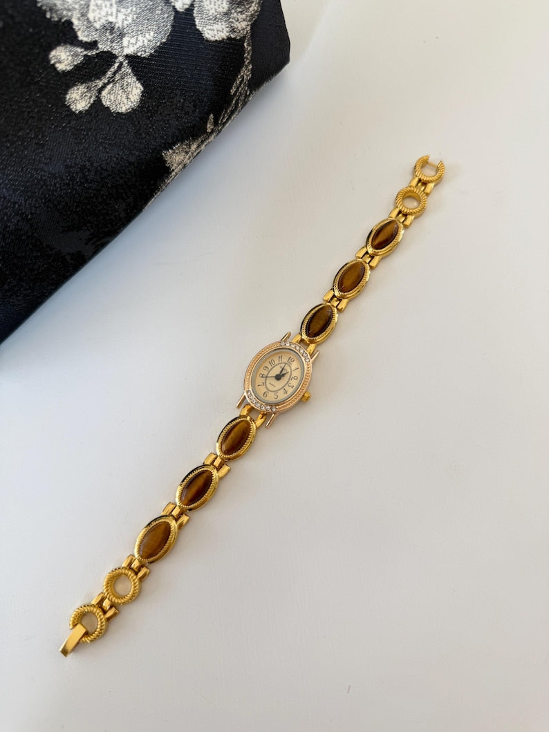 Neshia custom watch set