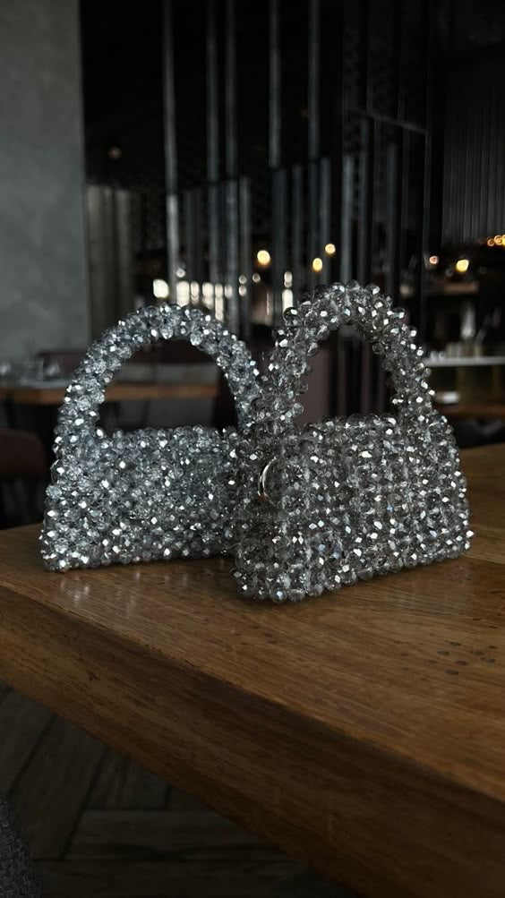 Naviya mini beaded purse